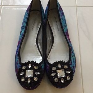 Adorable flats by Adrienne Vittadini
